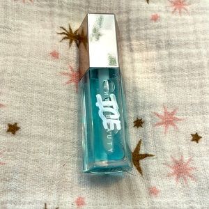 Fenty Beauty Ice lip bomb. In the shade Cold Heart’d